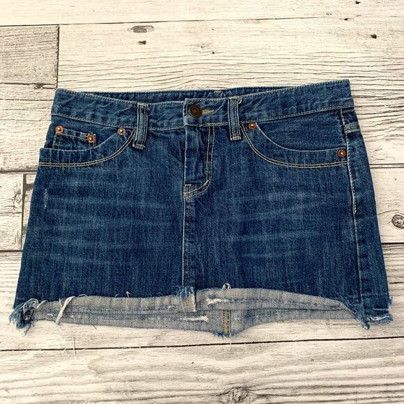 Free Jeans Vintage Denim Y2K Low Rise Distressed Frayed Micro Mini Jean Skirt - Picture 1 of 9